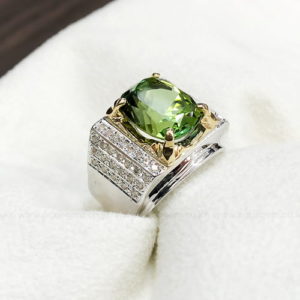 Nhan Peridot 1 1.jpg