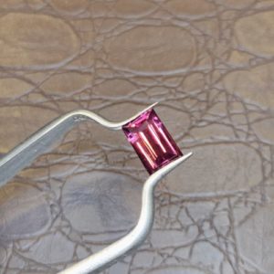 Garnet Len Nhan 23.jpg