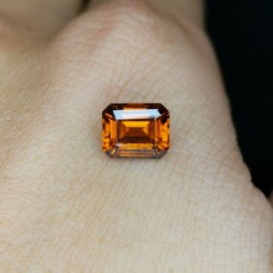 Natural Zircon 0007 (4)