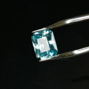Natural Zircon 0009 (2)