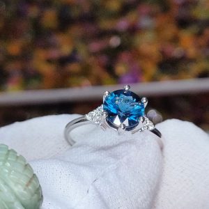 Nhẫn Nữ đá Topaz (4)