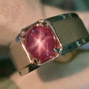 Nhẫn Nam Vàng Trắng 14k Ruby Sao (3)