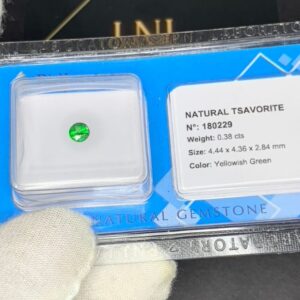 Natural Garnet Xanh 180228 (3)