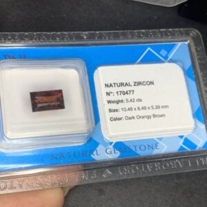 Natural Zircon 170477 (3)