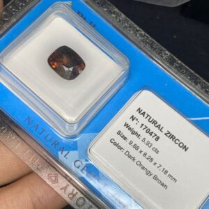 Natural Zircon 170478 (3)