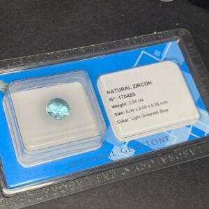 Natural Zircon 170485 (3)