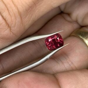 Spinel đỏ Cam Lục Yên 1,8ct (2)