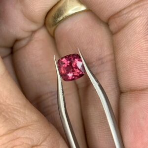Spinel đỏ Tim Lục Yên 1,6ct (2)
