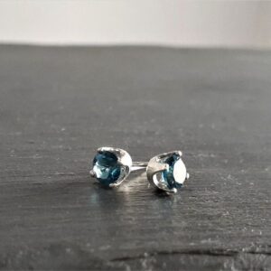 Hoa Tai Vàng Trắng 14k đá Topaz London Blue Thiên Nhiên (4)