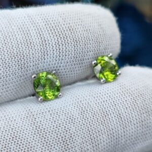 Hoa Tai 4 Chấu Vàng Trắng 10k Đá Sapphire Thiên Nhiên (3)