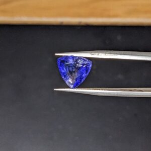 Iolite Thiên Nhiên 104 (2)