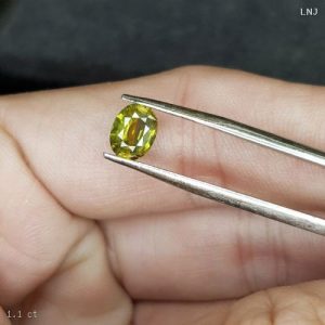 Sapphire vàng thiên nhiên 1.1ct – SA19745