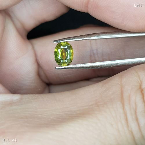 sapphire-vang-thien-nhien-1-1ct-sa19745-02