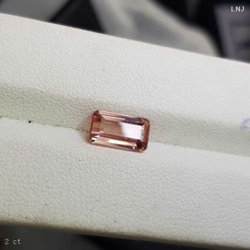 tourmaline-vang-thien-nhien-2ct-tm42683-02